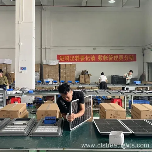 Intelligent Solar Street Light with Motion Sensor